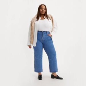 Levi’s Ribcage Ankle Straight Button Fly 18W